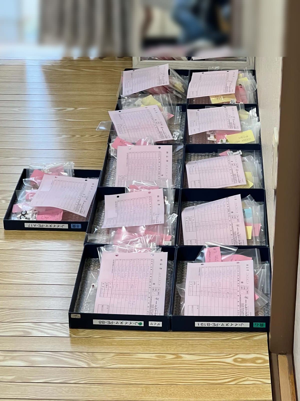 2021年、注文票を添えて箱に詰めたお客様のご注文品