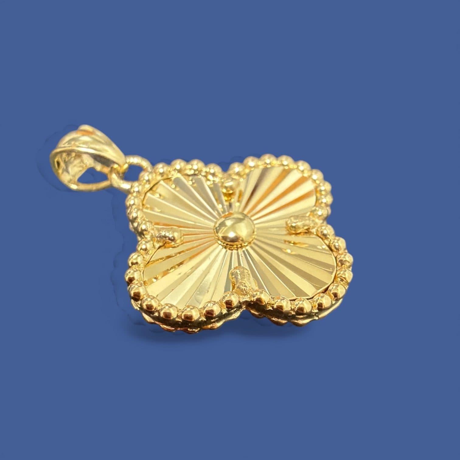 P3M41 Pendant K18 1.60g 15.0mm VCA Inspired Top